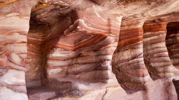 Come in un onice. I colori del deserto giordano