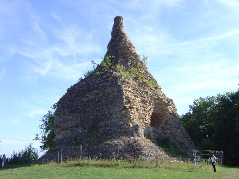Io ai piedi della piramide di Couhard