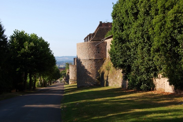 remparts-autun_1-730x486