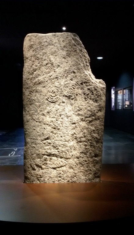 stele_1.jpg