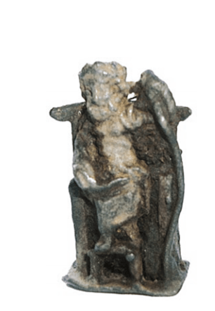 Statuetta miniaturistica in bronzo raffigurante Giove Ottimo Massimo seduto in trono rinvenuta al Gran San Bernardo (scavi Framarin 2006, foto S. Galloro)