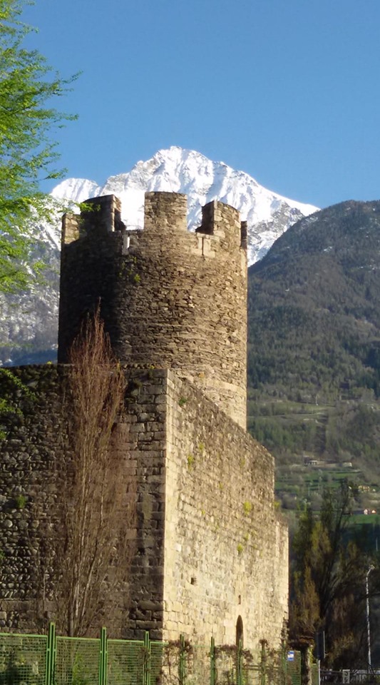 Aosta. La Torre di Bramafam