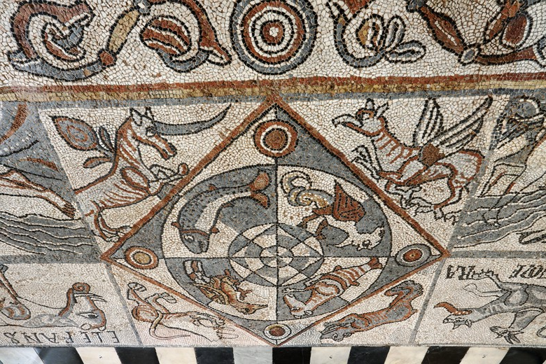 VALLE D'AOSTA-Mosaici Cattedrale Aosta (foto Enrico Romanzi)